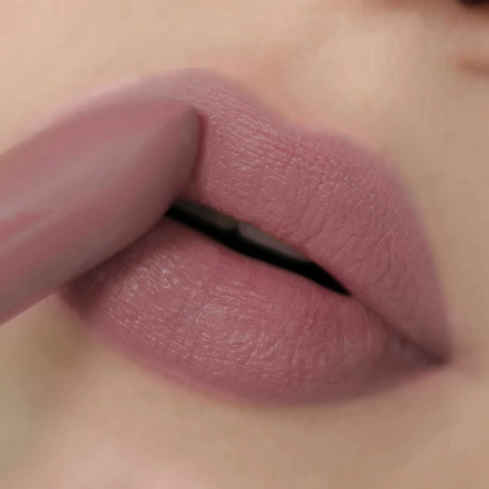 Матовая помада для губ Relouis Icon Look