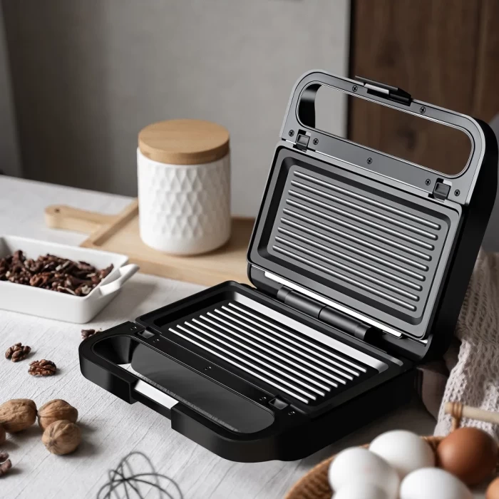 Сэндвичница Aresa AR-1207