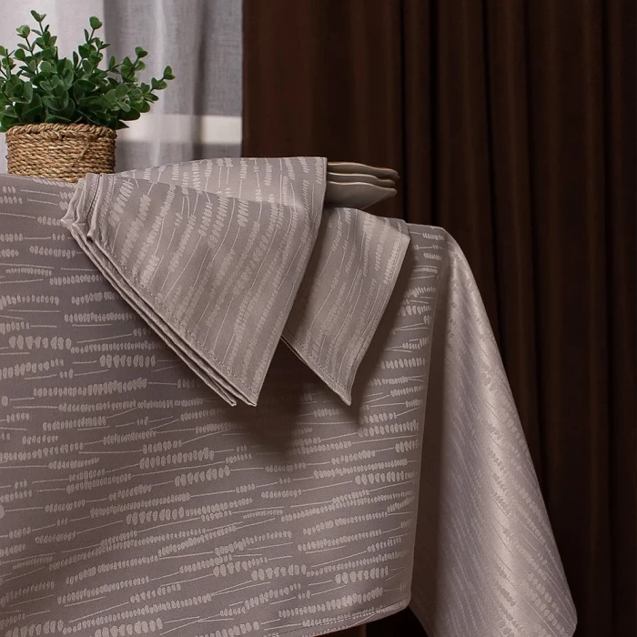 Комплект столового белья ТМ "ЦУМ" 150х260см 7438