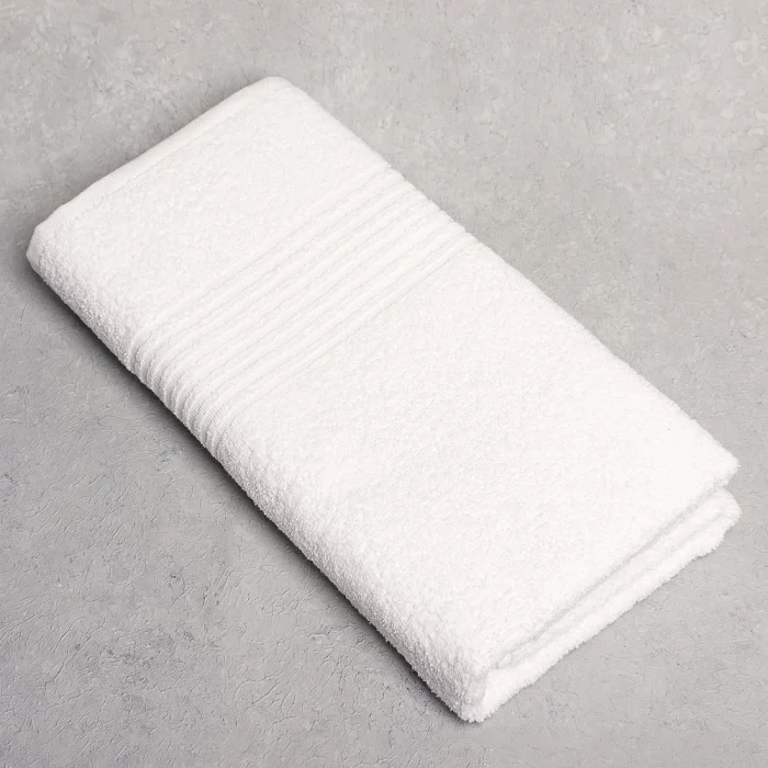 Полотенце махровое ТМ "ЦУМ" белое 70х140 см
