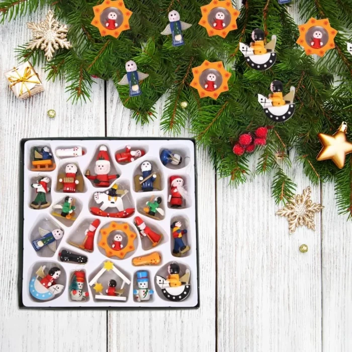 Набор подвесок новогодних Darvish 24шт DV-C-242