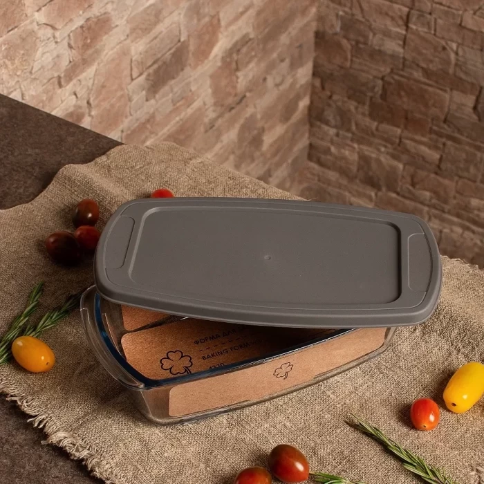 Форма для запекания из жаропрочного стекла 1.5 л с крышкой