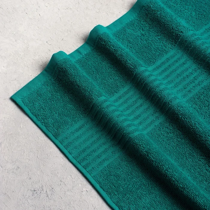 Полотенце махровое ТМ "ЦУМ" изумруд 70х140 см
