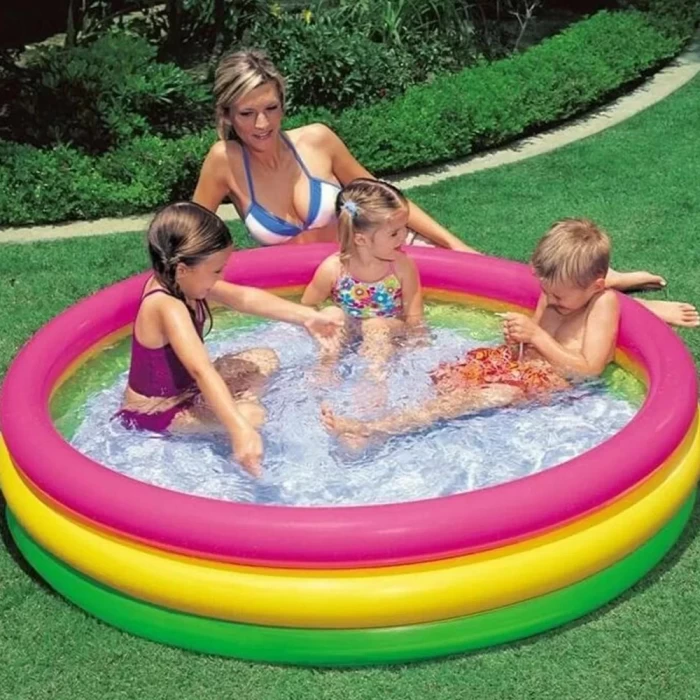 Бассейн надувной детский Intex Цветные кольца 57422 147x33см