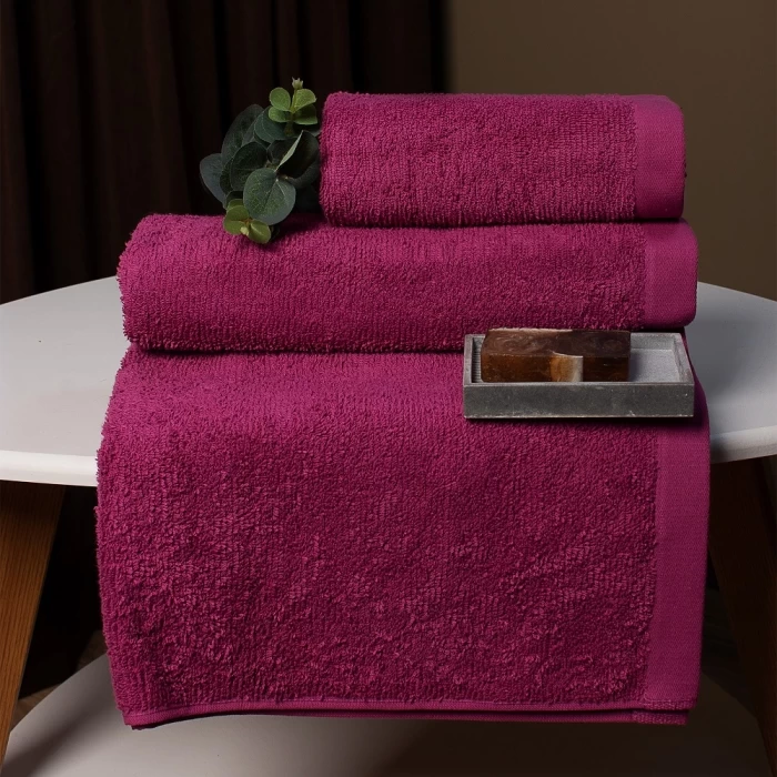 Полотенце махровое ТМ "ЦУМ" винный 70х140 см