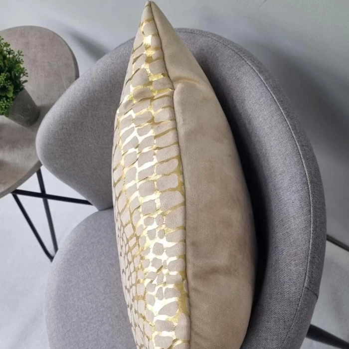 Наволочка декоративная Matex Luxury Крокодил 47х47
