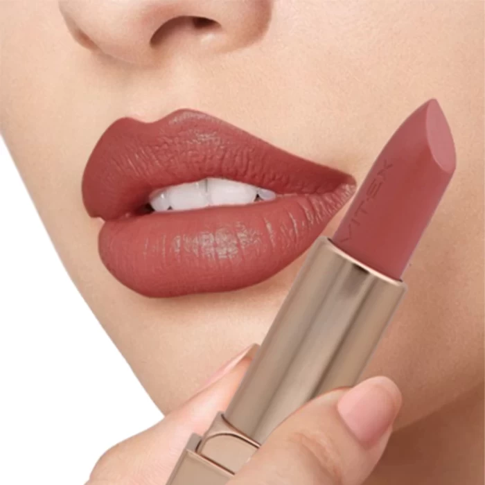 Губная помада Витэкс Luxshow