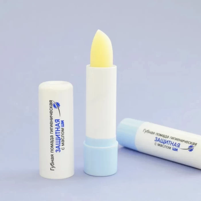 Губная помада гигиеническая Витэкс 4 сезона Защитная с маслом Ши 4г